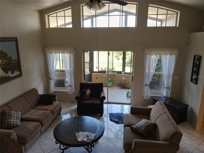 Building Photo - 1717 Burnham Ct