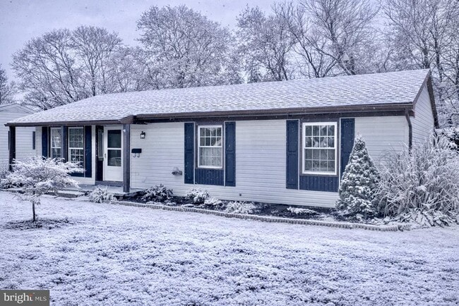 Building Photo - 1008 Clematis St