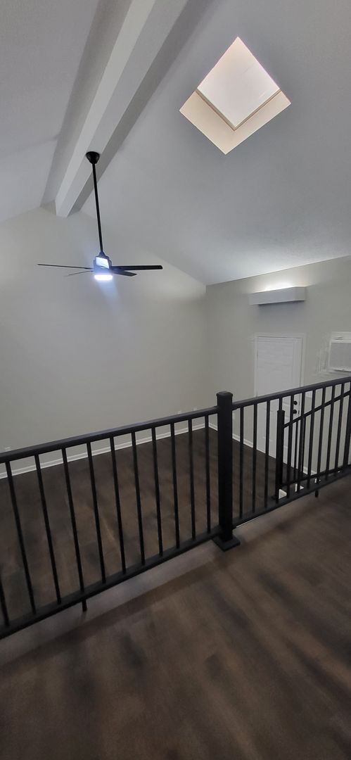 Interior Photo - 3800 Memorial Blvd