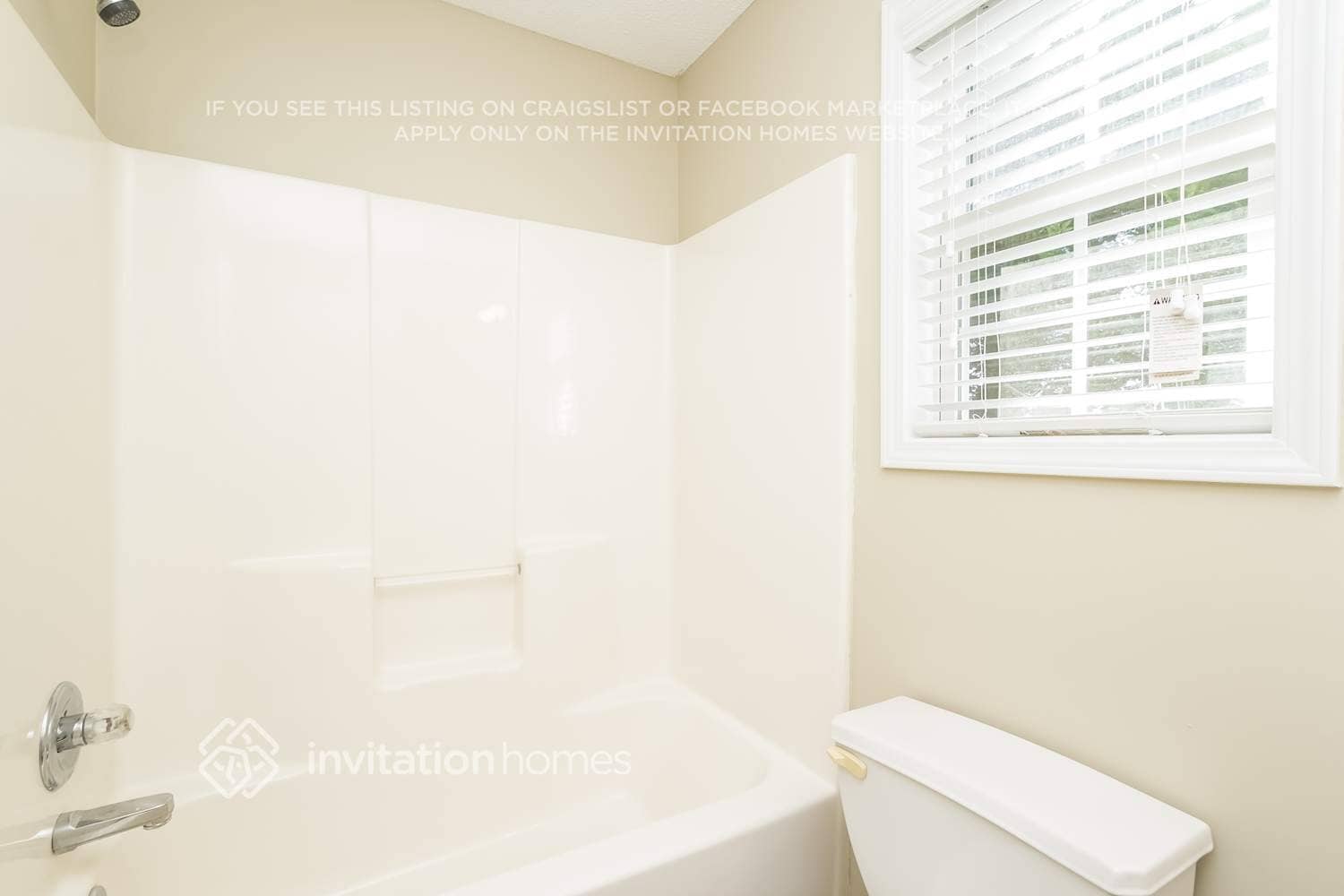 Building Photo - 117 Omega Ct