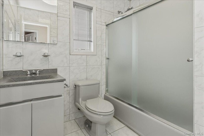 Building Photo - 149-47 Centreville St