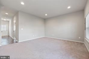 Building Photo - 105 Poinsettia Wy