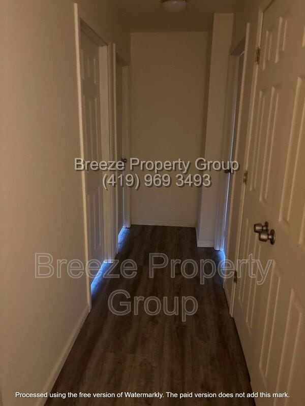 Building Photo - 434 Chicago Ave