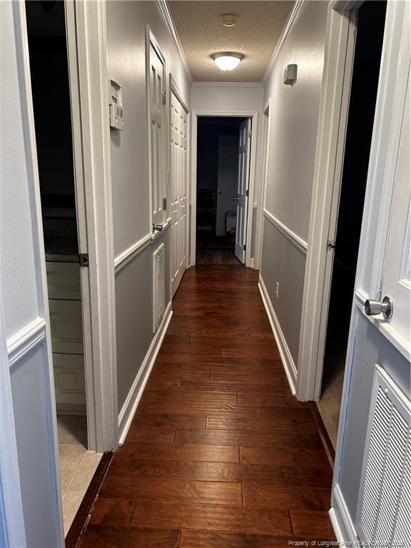 Building Photo - 6913 Pine Creek Ct