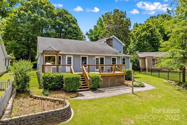 Building Photo - 21112 Rio Oro Dr