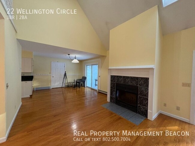 Building Photo - 22 Wellington Cir