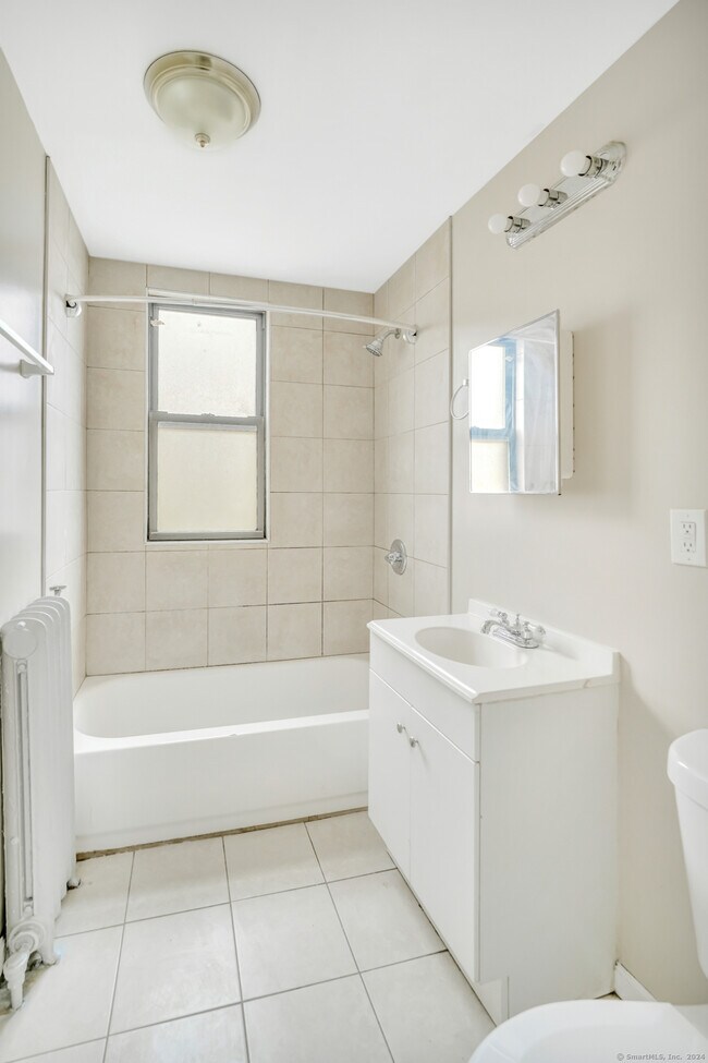 Building Photo - 35-39 Sumner St