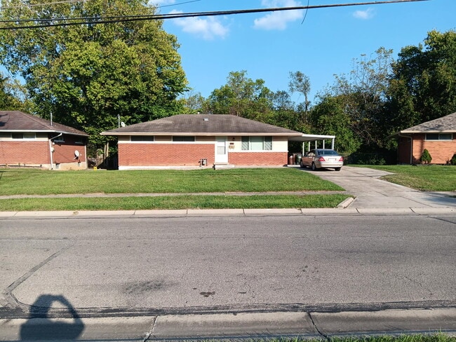 Building Photo - 8862 Zodiac Dr