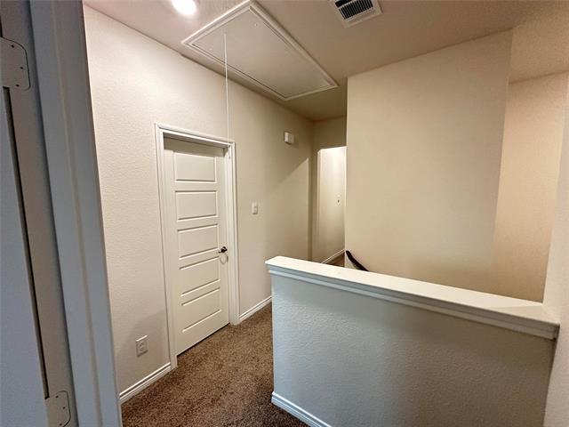 Building Photo - 809 Lone Rock Dr