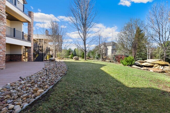 Building Photo - 348 Meadow View Pky