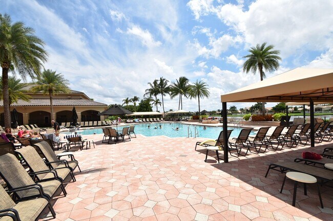 Building Photo - 8127 Playa Del Sur Blvd