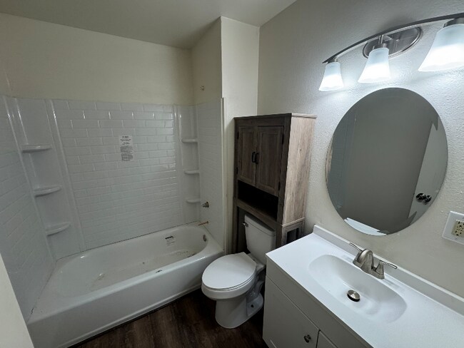 Building Photo - 4115 Hughes Dr