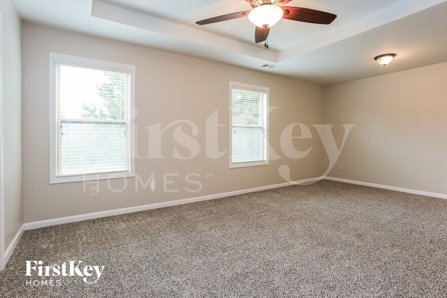 Building Photo - 1172 Thomas Daniel Way