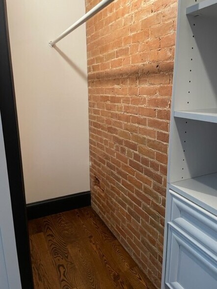 Bedroom closet - 307 N Riverfront Dr