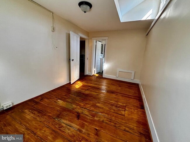 Building Photo - 8122 John Mosby Hwy