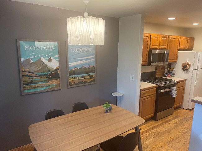 Building Photo - 2938 Warbler Way