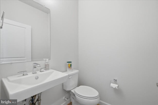 Building Photo - 9228 Wood Violet Ct