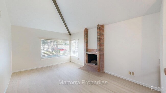 Building Photo - Beautiful Home in Irvine