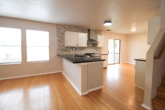 Building Photo - 9706 Battle Pass