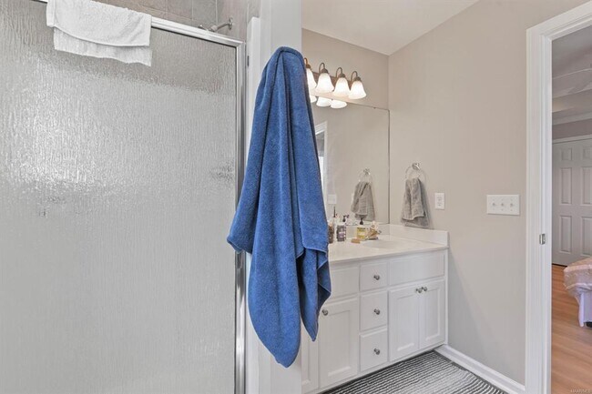 Building Photo - 1225 Westfield Ln