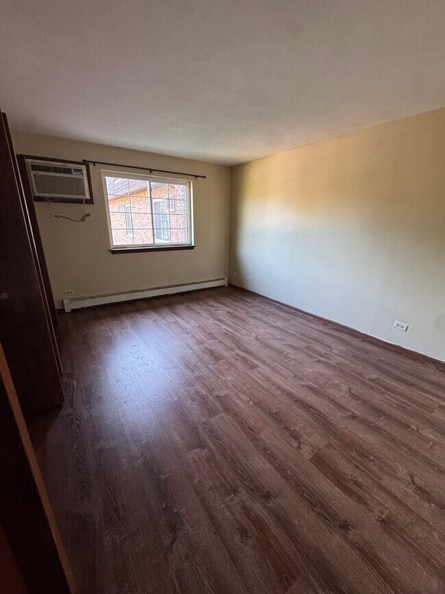 Building Photo - 2328 Century Point Ln