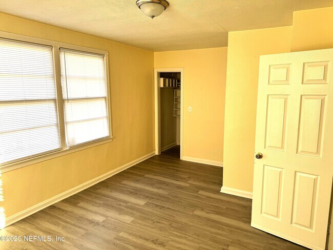 Building Photo - 4752 Post St