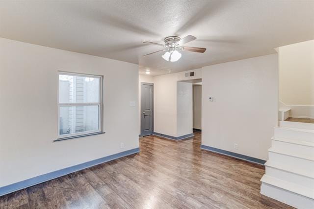 Building Photo - 4511 Alamosa St