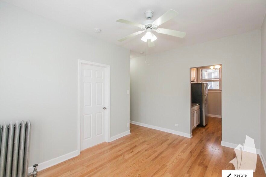 Building Photo - 1912 W Winona St