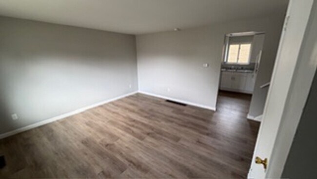 Building Photo - 4954 Talford Ct