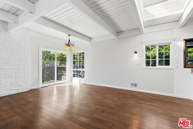 Building Photo - 3900 Pacific Ave