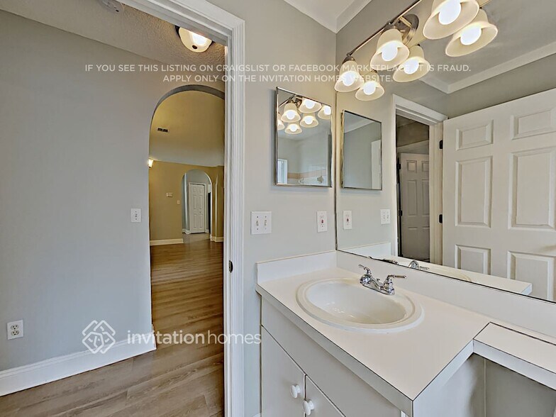Building Photo - 13204 Wild Duck Ct