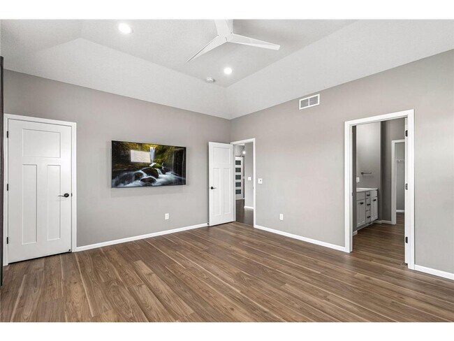 Building Photo - 16122 Estate Ln