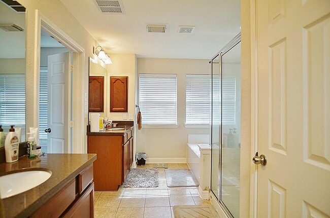 Building Photo - 21707 Balsam Brook Ln
