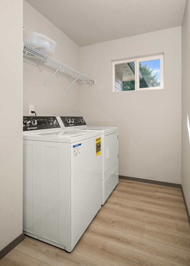 Laundry - 7227 E Pacific Way