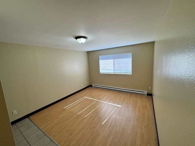 Interior Photo - Landmarc - Studios