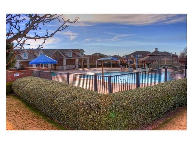 Building Photo - 415 Lipizzan Ln