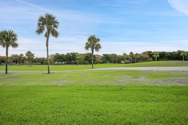 Building Photo - 17094 Boca Club Blvd