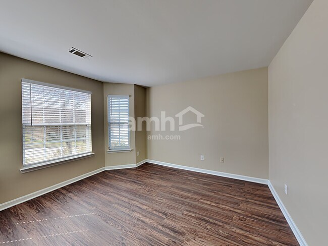 Building Photo - 1446 Wilson Manor Cir