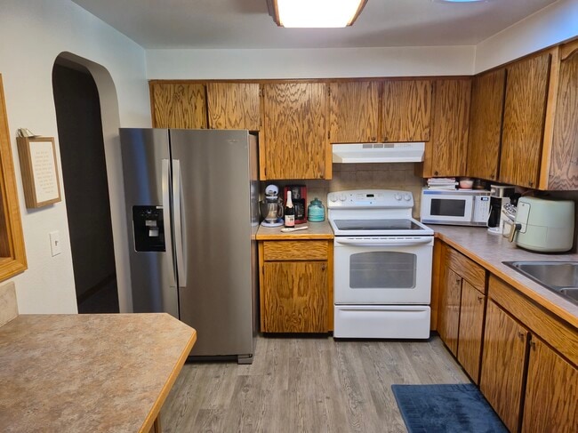 Building Photo - 13108 E 29th Ave