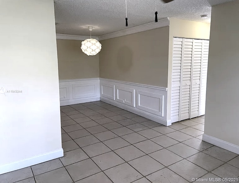 Building Photo - 11401 NW 43rd St