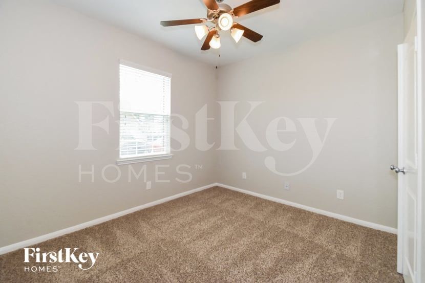 Building Photo - 8423 Montego Bay Dr