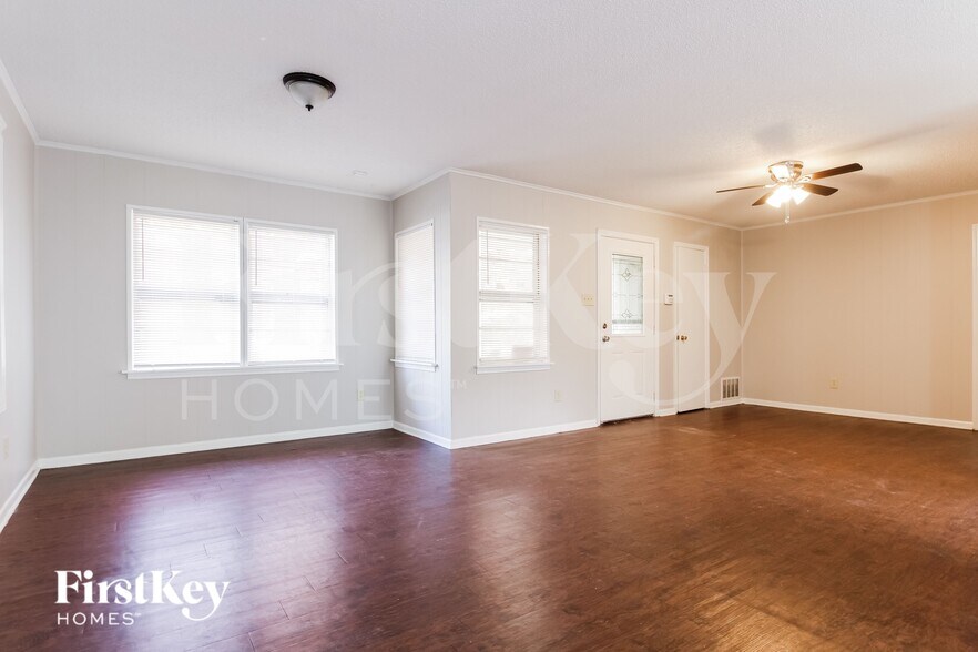 Building Photo - 5311 Virgil Rd