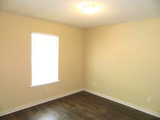 Building Photo - 71 Tiburon Trail