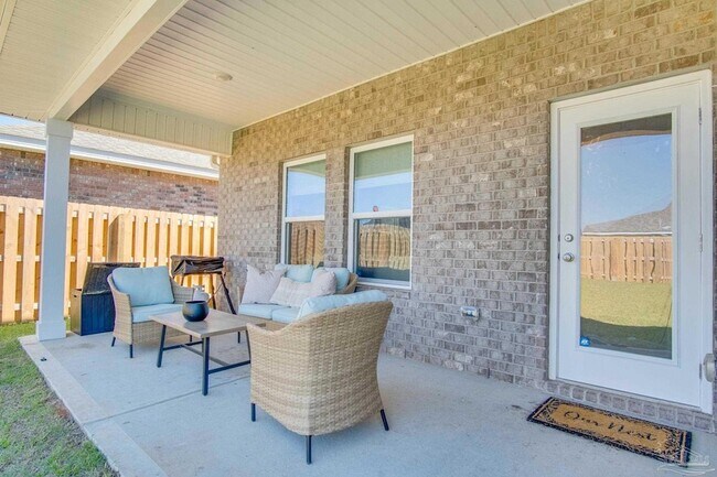 Building Photo - 8130 Fir Tree Dr