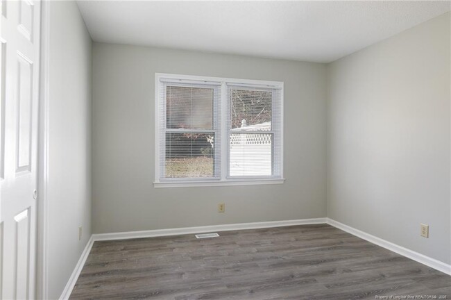 Building Photo - 5620 Weatherford Rd
