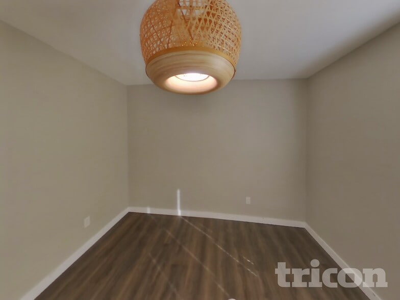 Building Photo - 33641 26th Ct SW