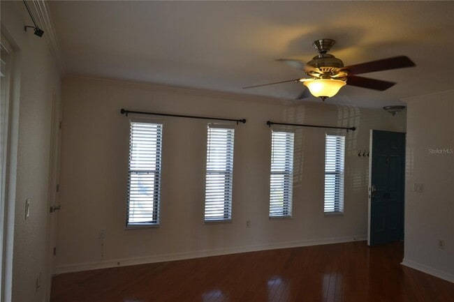 Building Photo - 718 Lyndhurst St