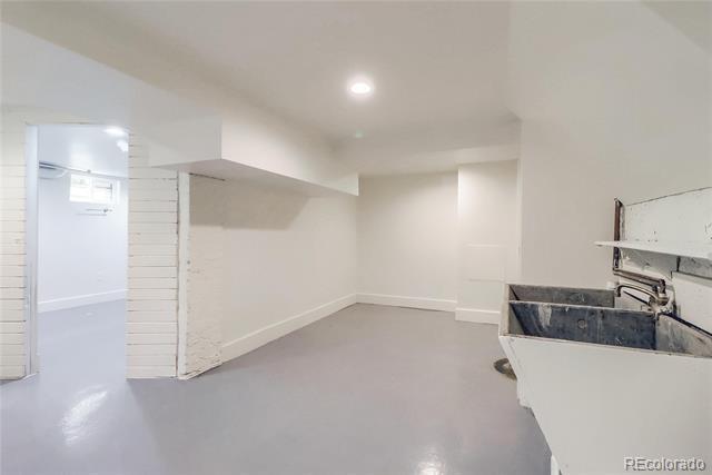 Building Photo - 458 S Ogden St