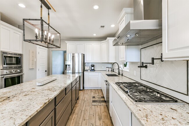 Building Photo - 11642 Cypresswood Dr