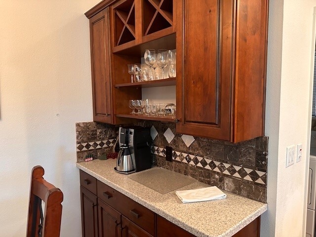 Building Photo - 1768 Rolling Hills Dr